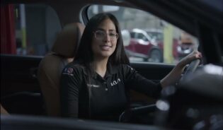 Cómo configurar movil con bluetooth del kia carens