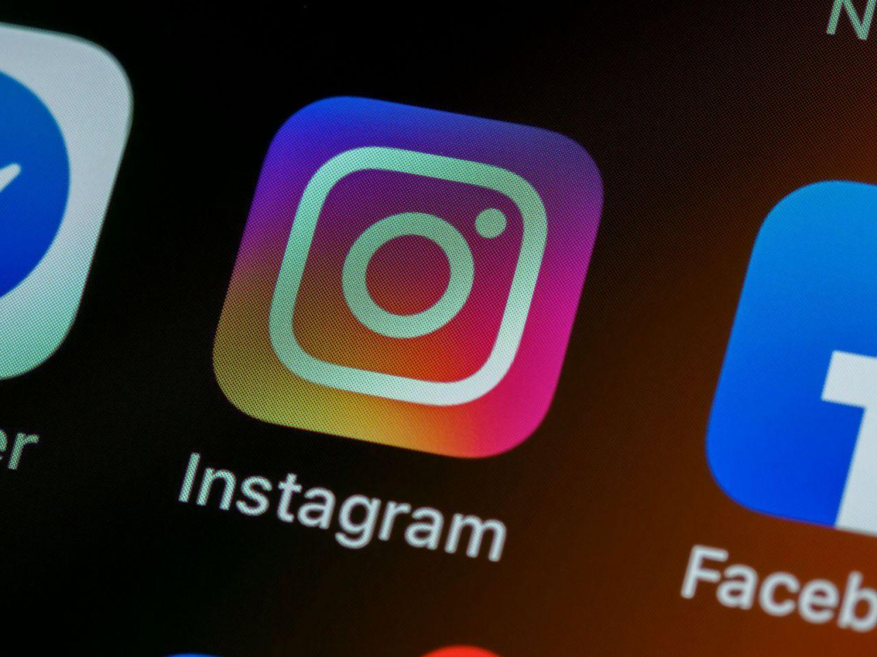 Meta permitirá limitar la personalización de anuncios en Facebook e Instagram en Europa