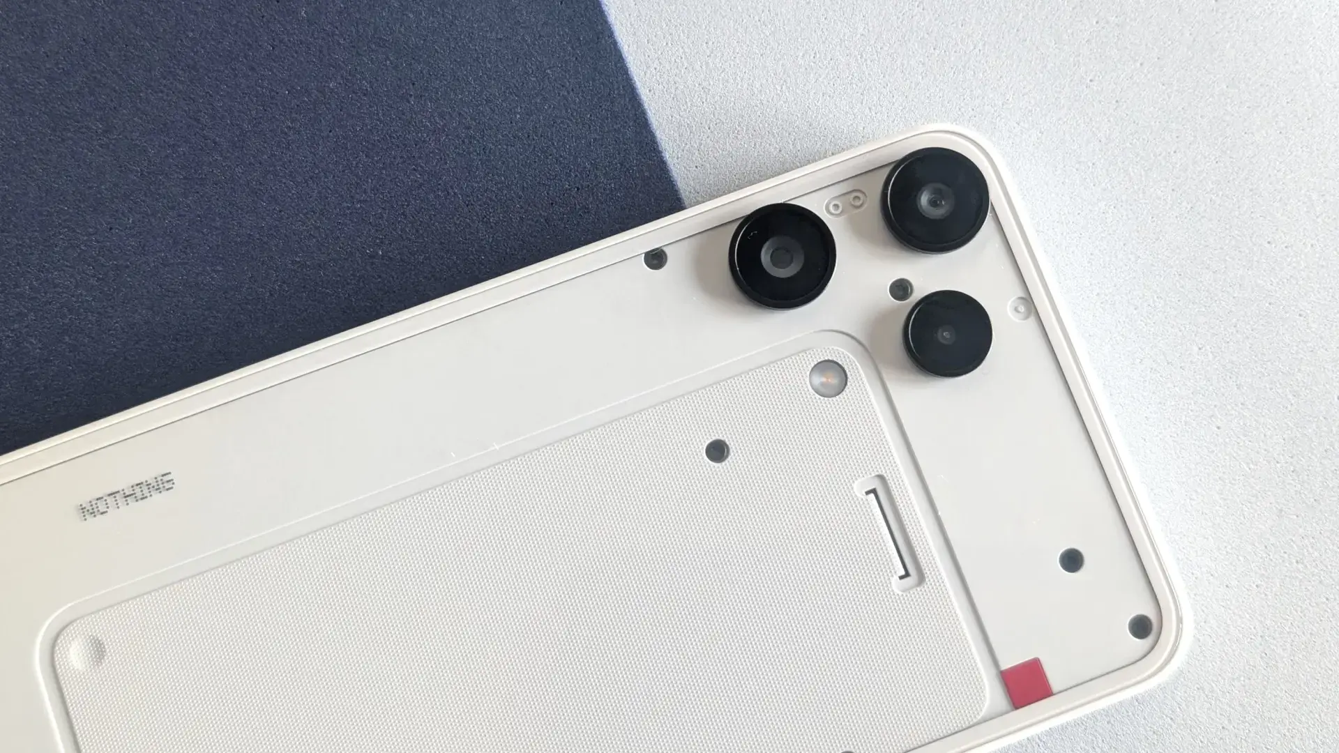 Interfaz de creación de mini apps con IA en Nothing Interfaz de creación de mini apps con IA en Nothing