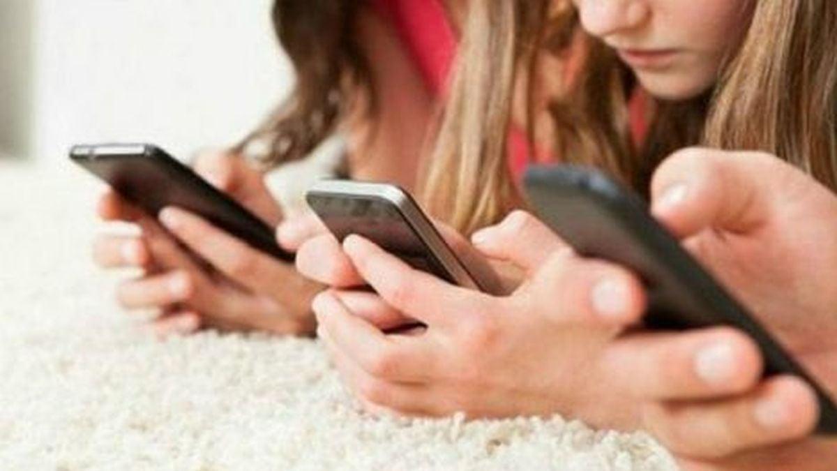 Australia investiga a Facebook TikTok y YouTube Australia investiga a Facebook TikTok y YouTube