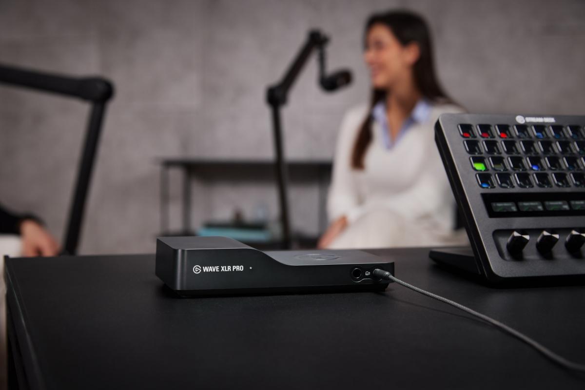Interfaz de audio Elgato Wave XLR Pro para creadores