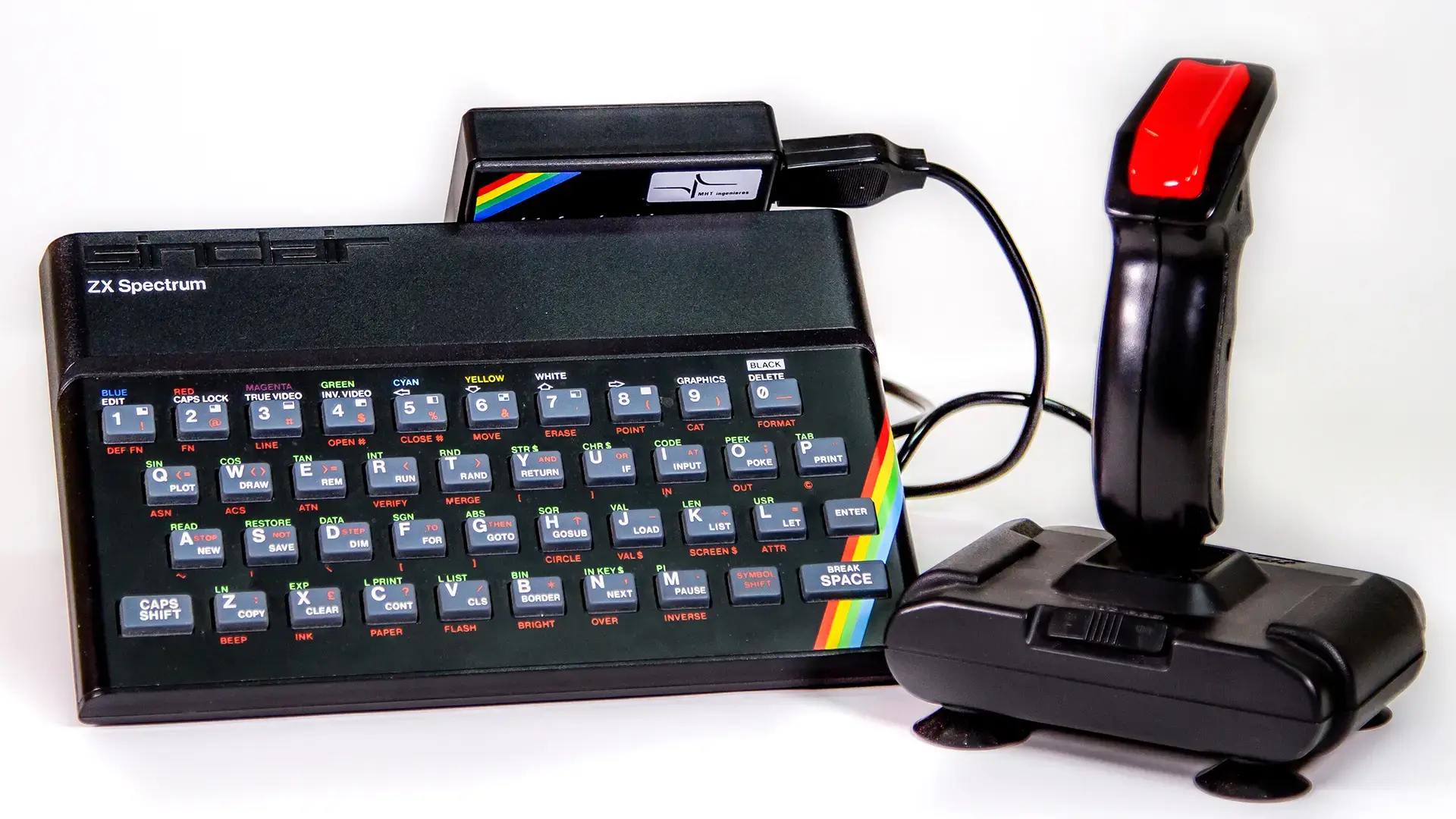 Portátiles retro basadas en Commodore 64 y ZX Spectrum The C64 Handheld y The Spectrum Handheld en formato portátil