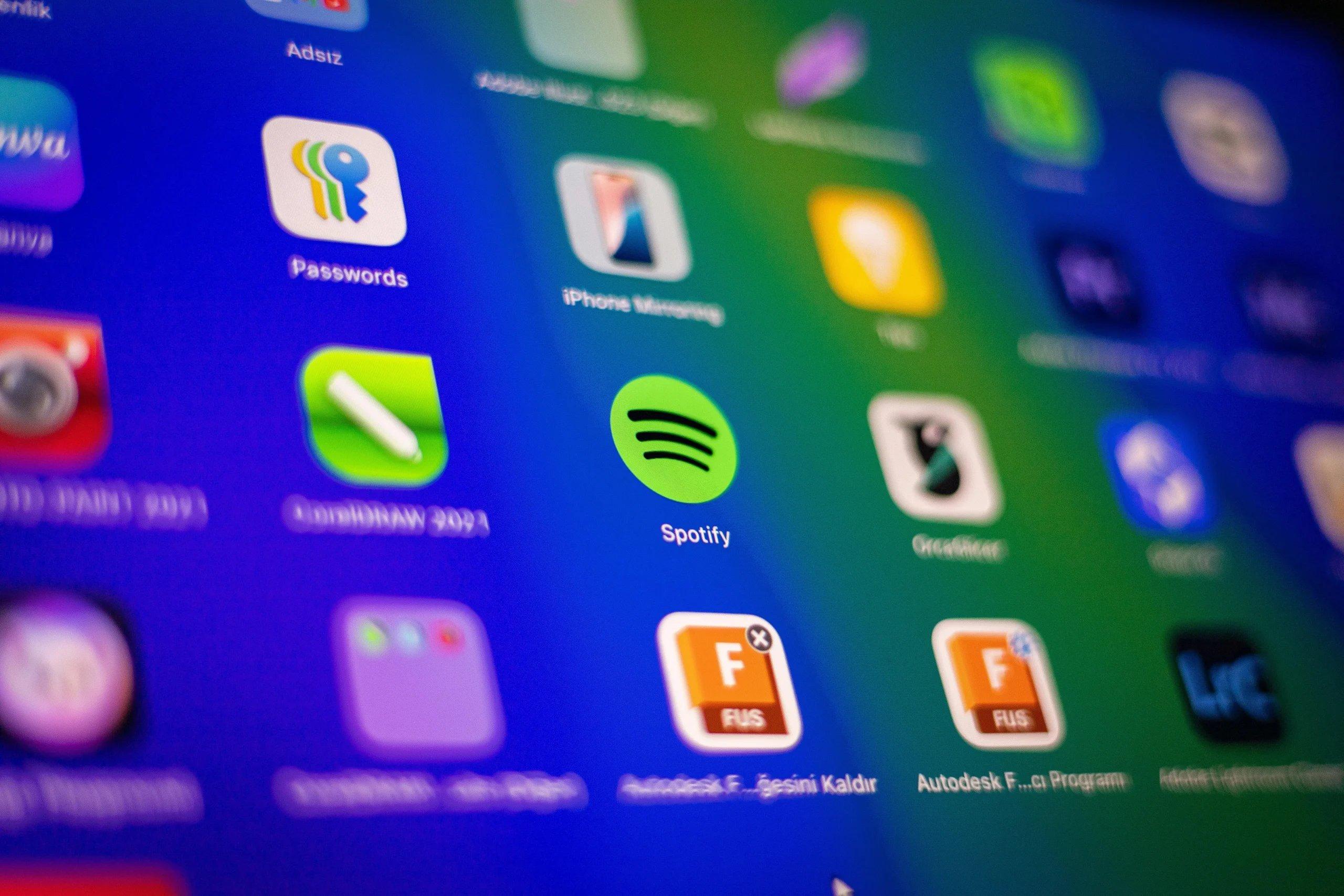 Pantalla con aviso de seguridad de Spotify Prevención de fraude digital y smishing