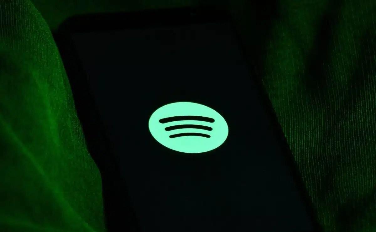Mensaje de texto falso suplantando a Spotify Estafa de SMS de Spotify en el móvil