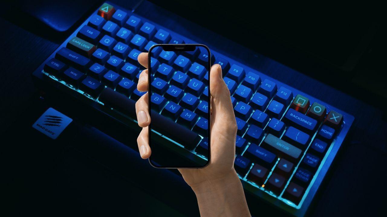 Smartphone controlando PC