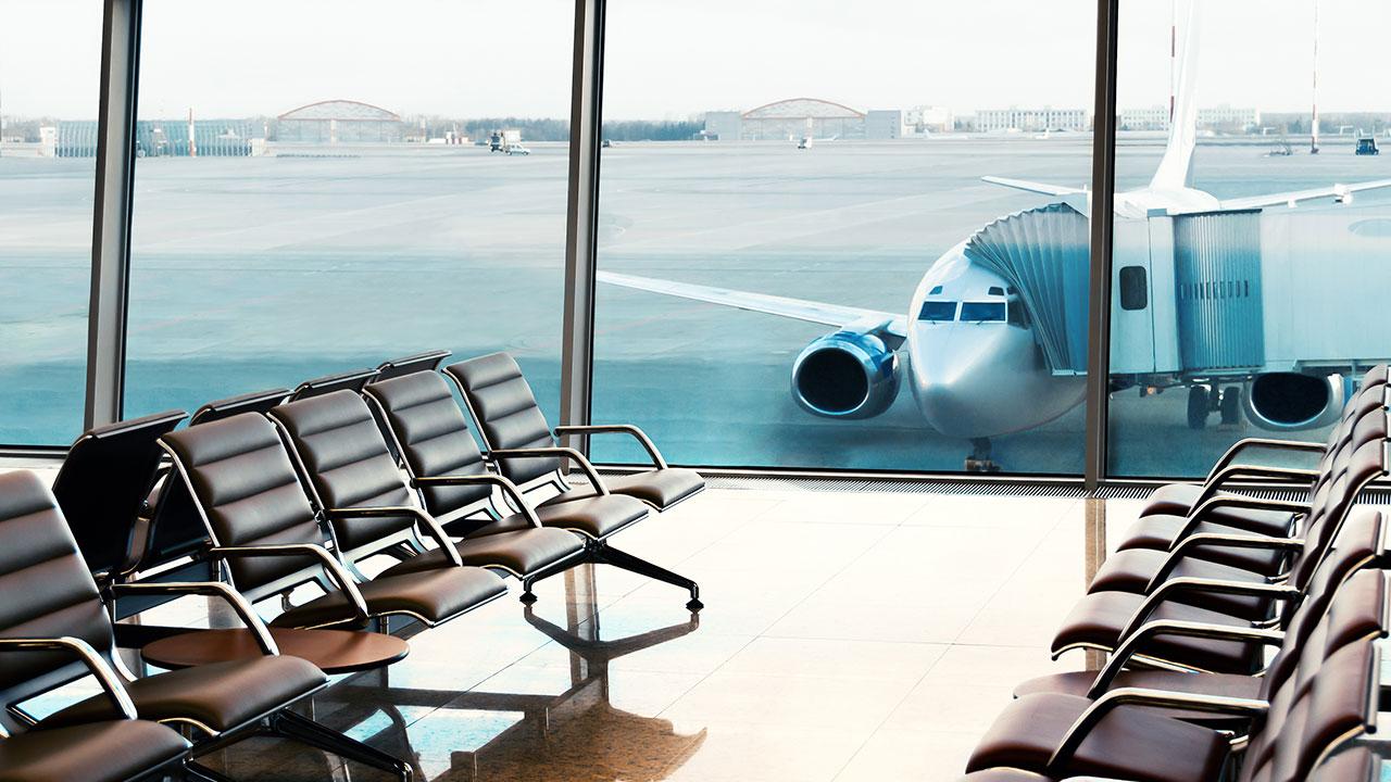 Telefónica y Amper actualizan redes de comunicaciones críticas en aeropuertos