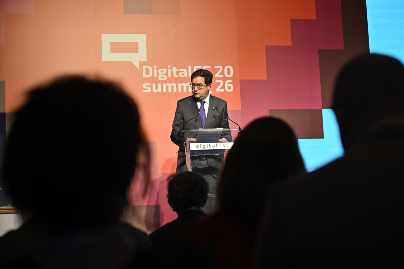 Antena 5G en entorno rural