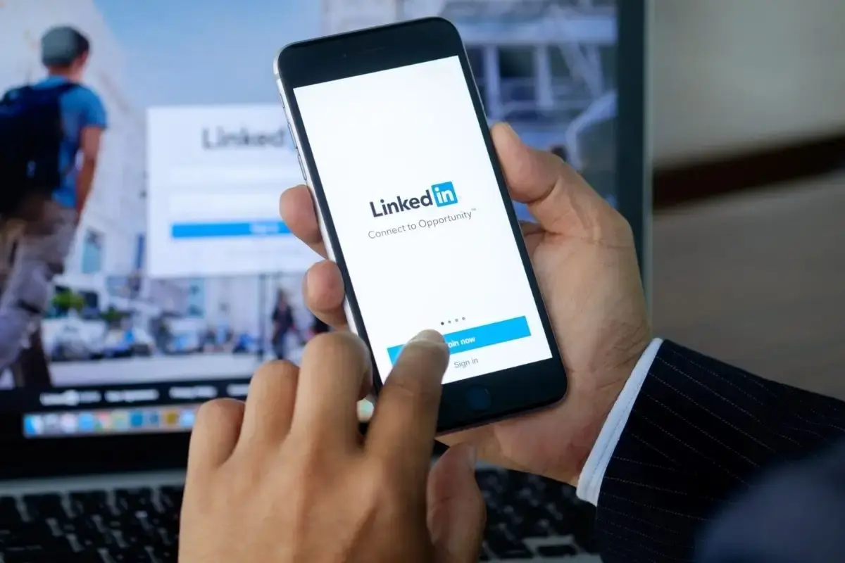 LinkedIn citas web Mensajes románticos en LinkedIn
