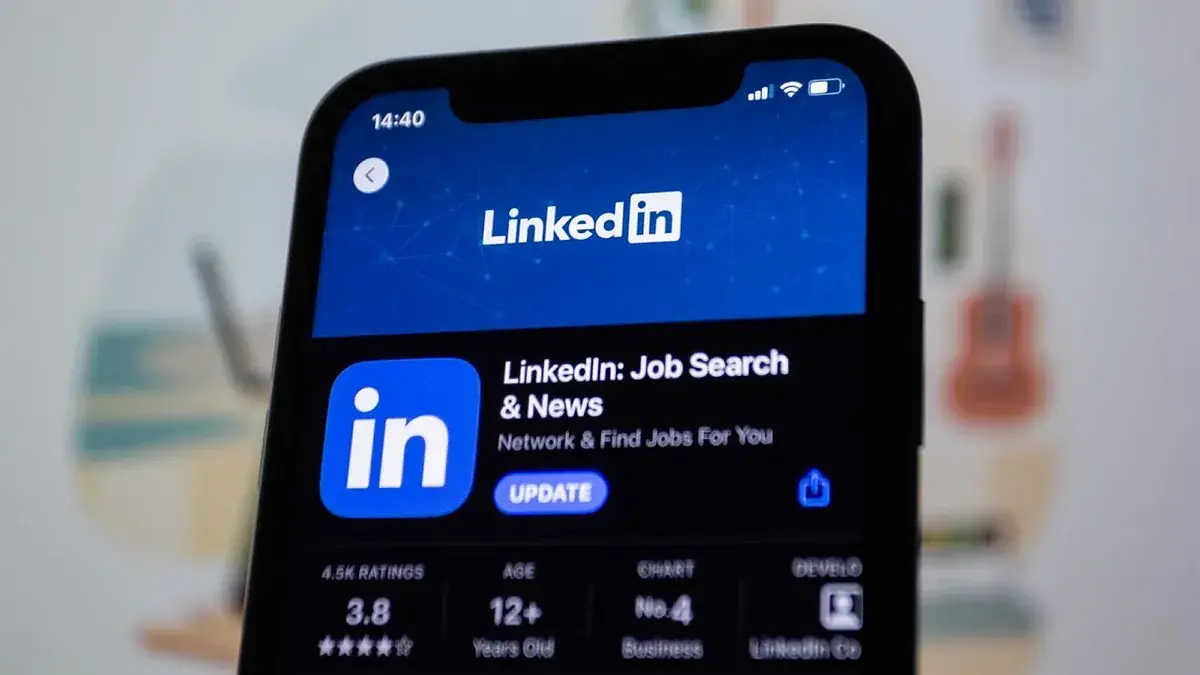 LinkedIn LinkedIn