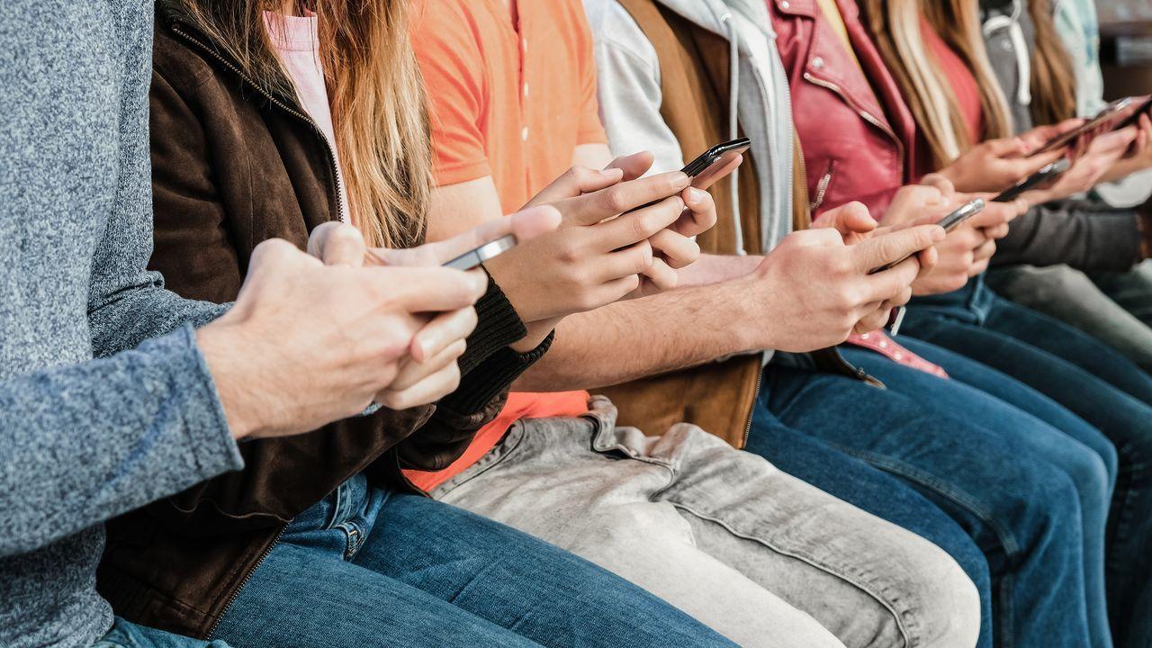 Menores y redes sociales